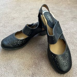 softspots Women’s Pillowtop Heeled Floral Leather Mary Janes with Velcro Strap